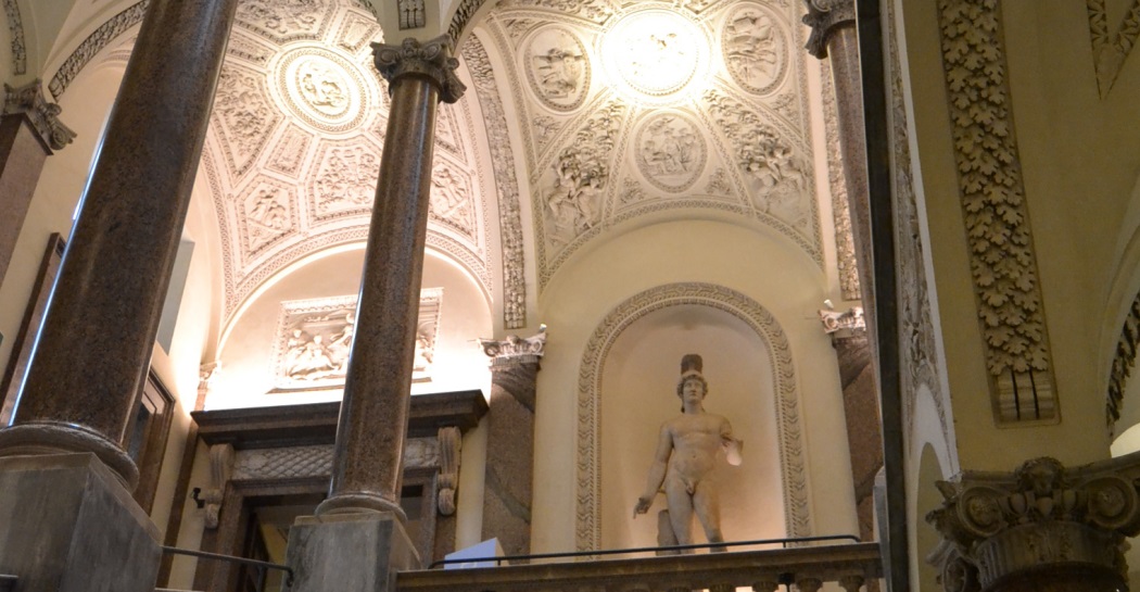 visuale dello scalone monumentale visuale dello scalone monumentale