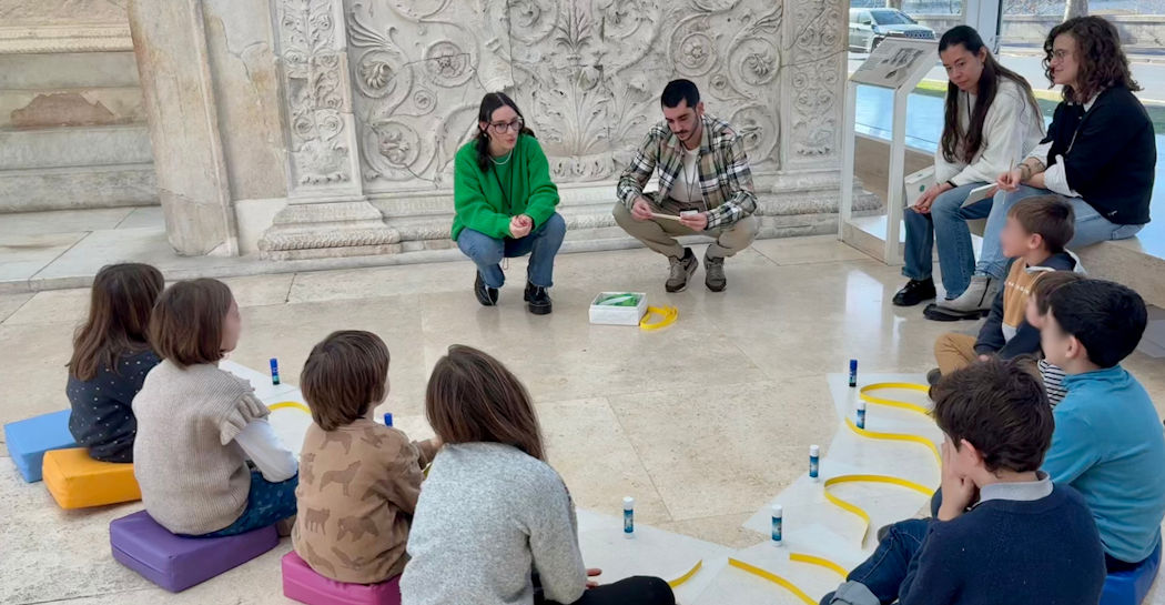 Attività creative per famiglie e bambini al museo dell’Ara Pacis Attività creative per famiglie e bambini al museo dell’Ara Pacis