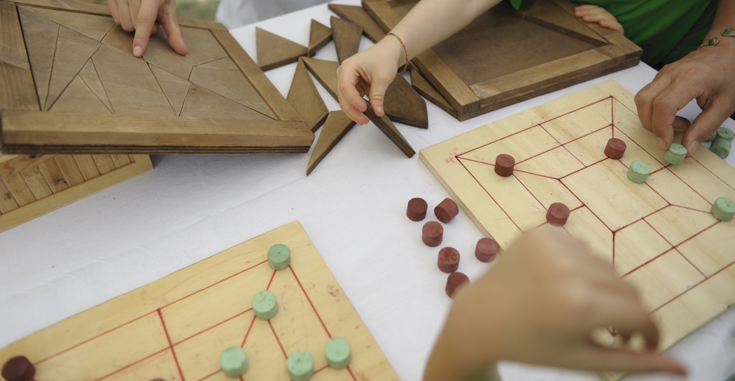 Tavoli didattici con Giochi Tavoli didattici con Giochi